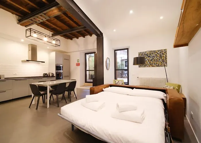 Golden House Buddyrent Roma