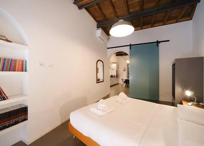 Golden House Buddyrent Apartamento