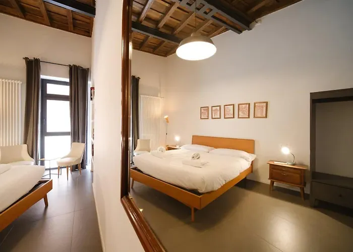 Golden House Buddyrent Apartamento