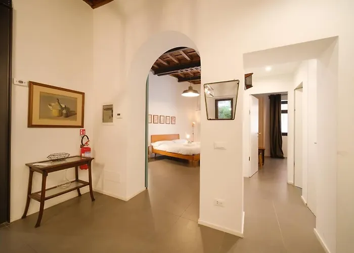 Golden House Buddyrent Roma